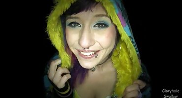 Frisk trapo chico se folla a chica completa en el agujero anal