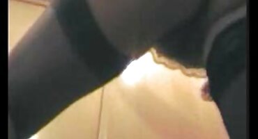 Fotos privadas rusas de aficionados de apetitosa morena y su marido