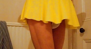 En la litera dos rubias desnudas disfrutando del sexo