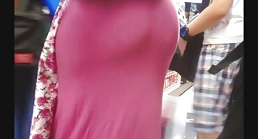 Solo una polla dura en el culo puede llevar a una perra al orgasmo