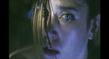 Mamada de chica joven ayuda a correrse en la boca