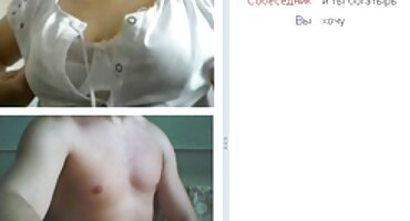 Hombre se folla a una chica madura en medias en su culo apretado