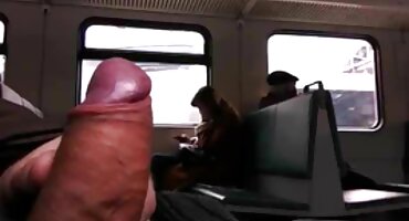 Sexo apasionado con el jefe ruso por el derecho a quedarse en el trabajo