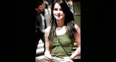 Chica rusa follada por el culo por un hombre y se corre en las tetas