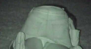 Joven perra desnuda follada en el coño en diferentes poses