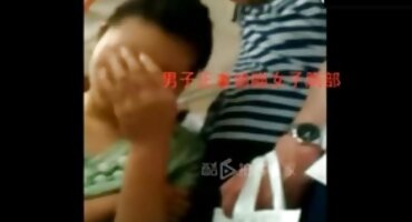 Chico primera vez en el culo una joven morena folla en casa