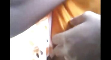 Conocí a una chica en la calle y la pillé teniendo sexo