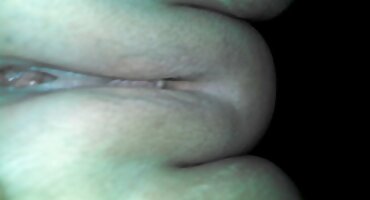 Mujer madura follada por un hombre en el coño después de una excelente mamada