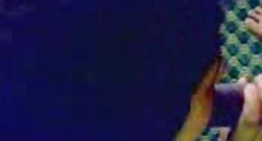 Abuelo cachondo se folla a su sobrina en la boca y el coño y no es tímido