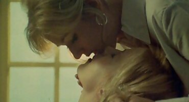 Tio se folla a una chica gorda y le da un orgasmo a una perra