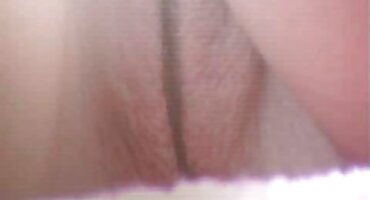 Joven tinink tuvo sexo real con la mamá de un amigo en la cocina