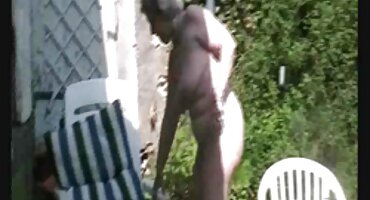 Hijo después de la ducha atacado por la polla de mamá