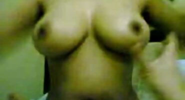 Novio follada adolescente en todas las grietas y corrida en el culo