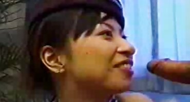 Chica insaciable follada duro y llena de semen-corte