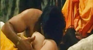 Mamá e hijo follando casero por el culo