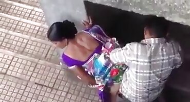 Hijo se folla a madre rusa en el coño y se corre en agujeros jugosos